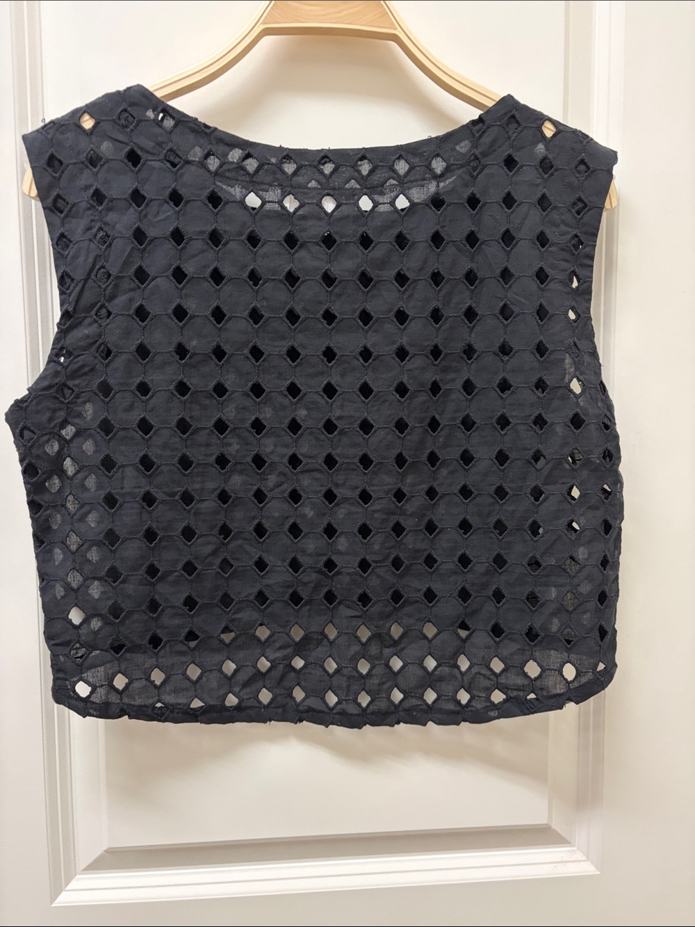 Sunday Ritual Olga Eyelet Top - Picture 7 of 7